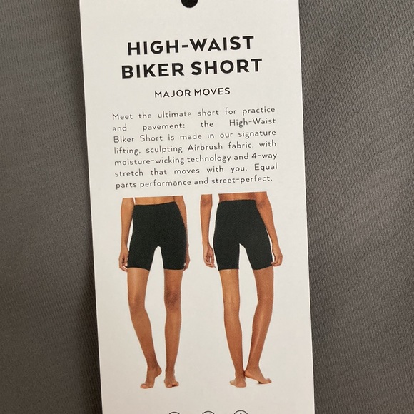 Alo biker shorts - Picture 3 of 4